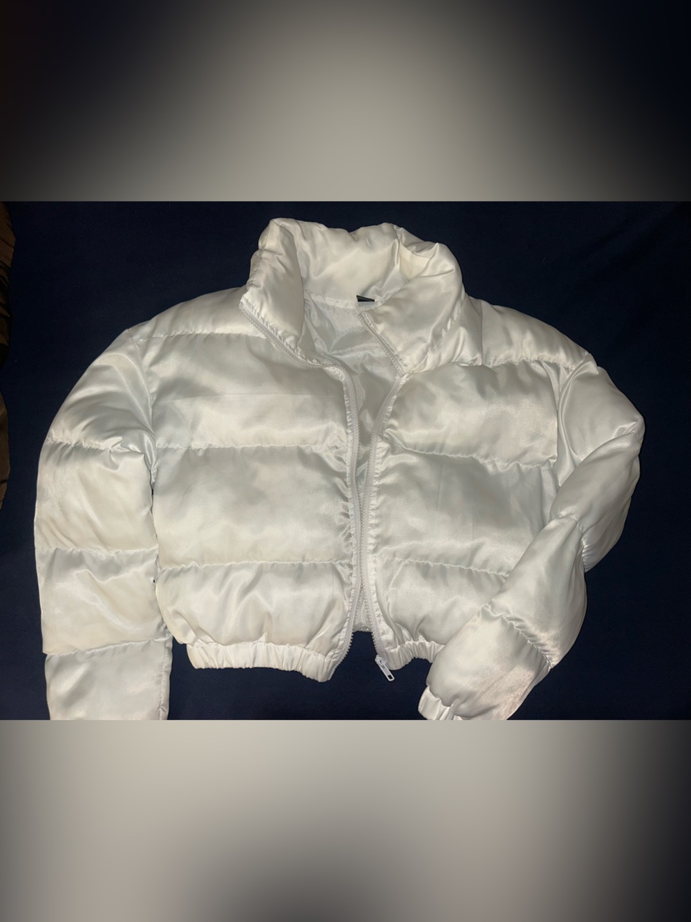 SHEIN White Quilted Cropped Puffer Jacket